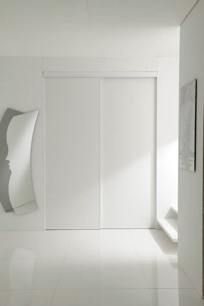 Closet niche shoe closet sliding doors composition 03 closed